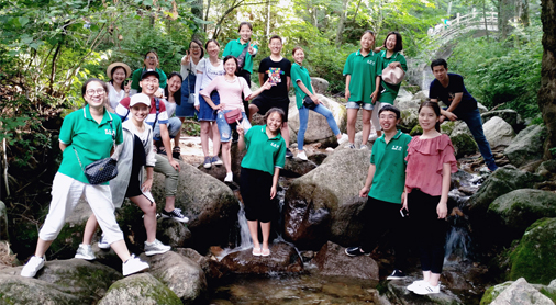 賞白云山間百態(tài)，享火爆情歲月靜好！