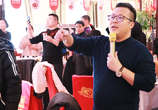 �𱬾W(w��ng)ȫ�w�T���R��һ�ù���ʢ����